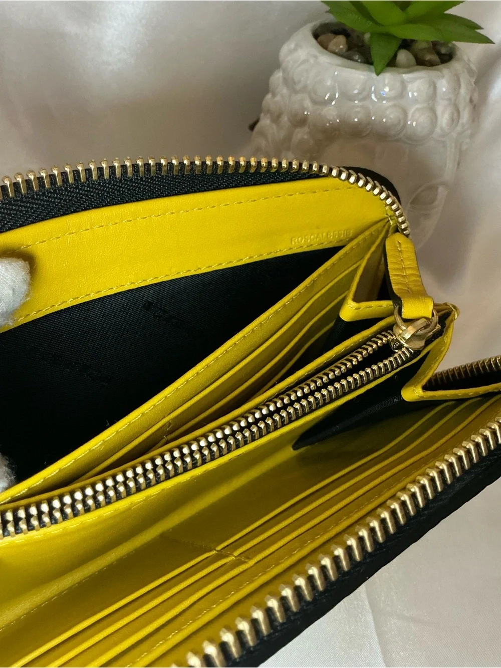 Preloved Burberry Yellow Pebble Leather Zip-Around Wallet Gold Hardware